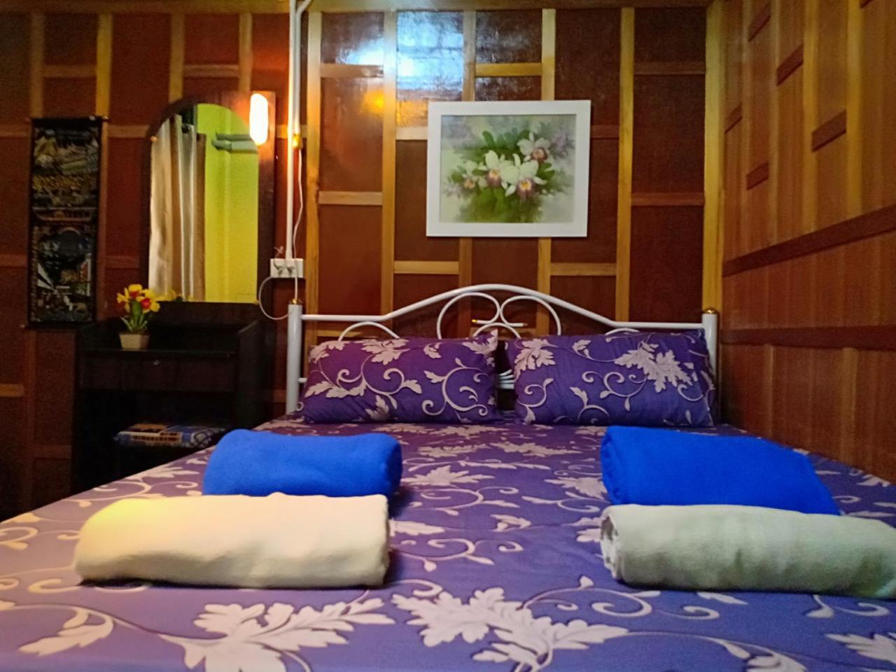Santo House Hotel Bangkok Kültér fotó