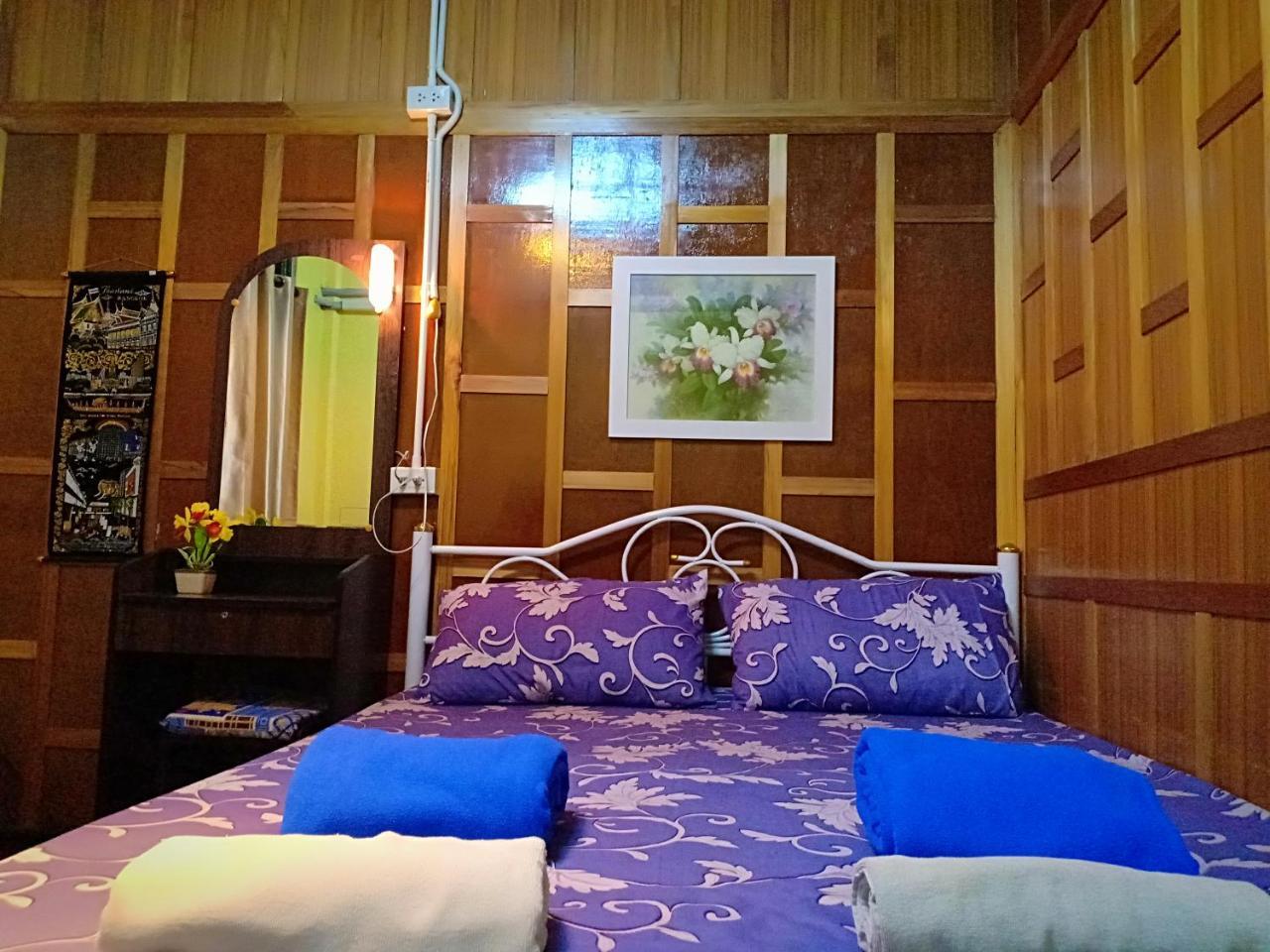 Santo House Hotel Bangkok Kültér fotó