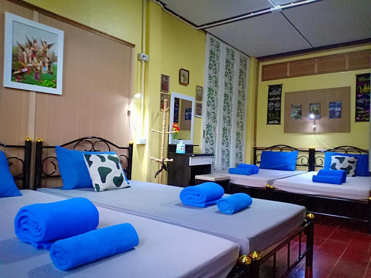 Santo House Hotel Bangkok Kültér fotó