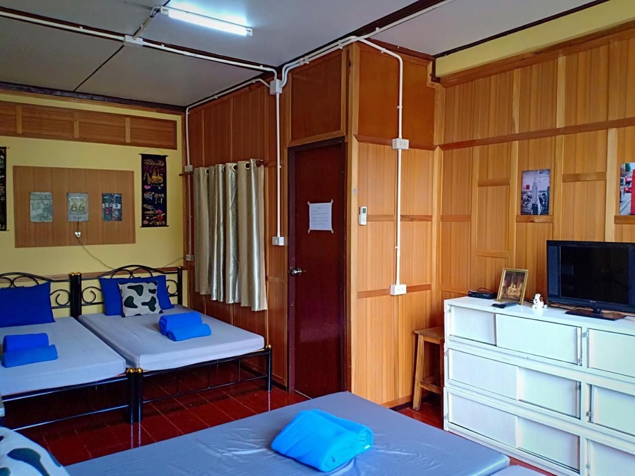 Santo House Hotel Bangkok Kültér fotó