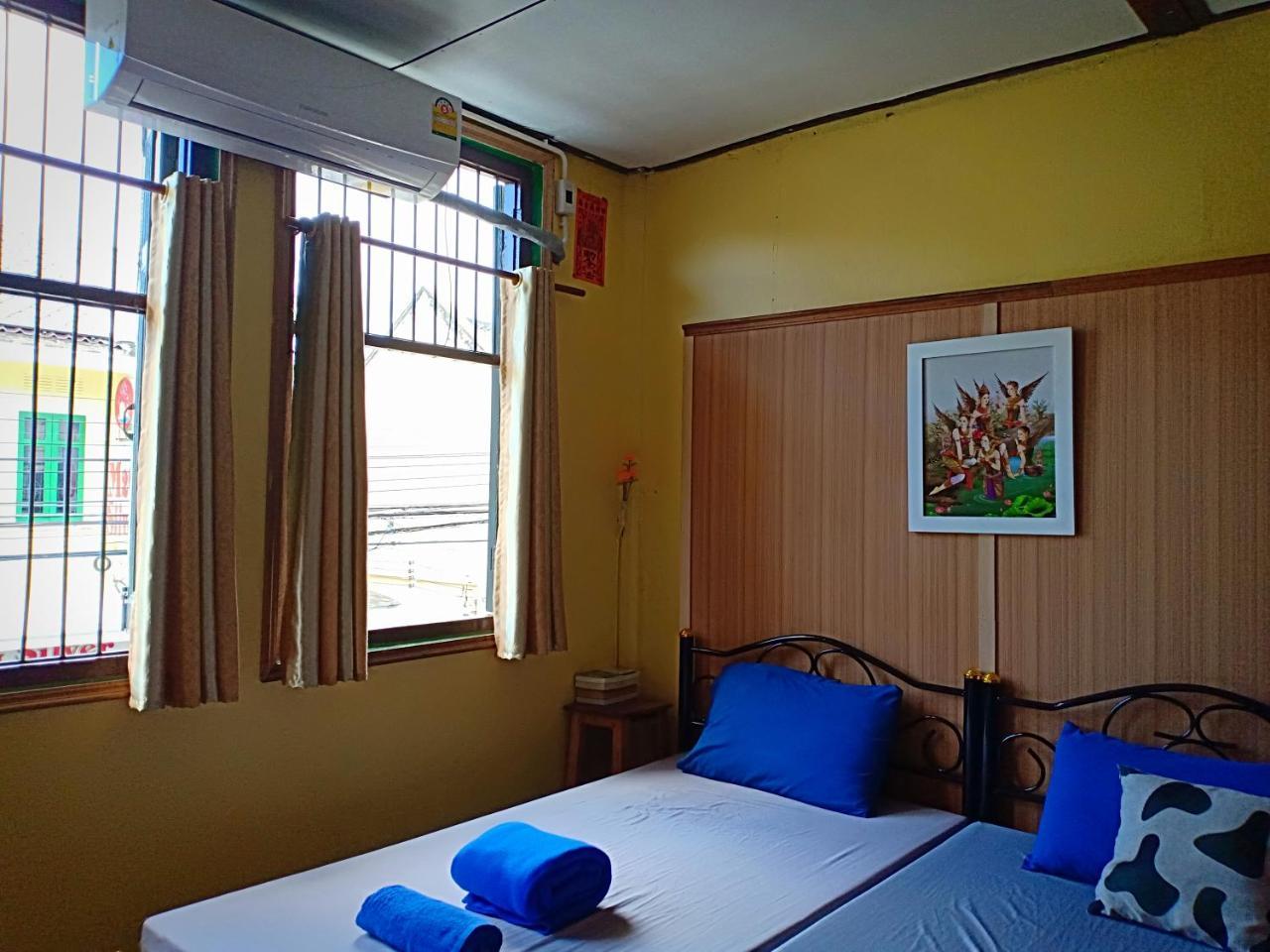 Santo House Hotel Bangkok Kültér fotó