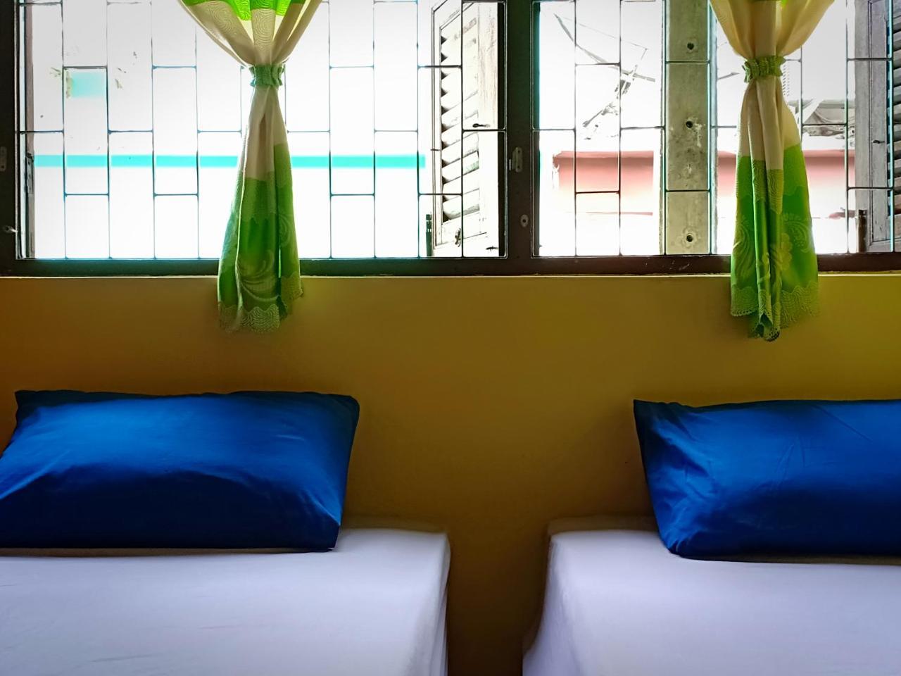 Santo House Hotel Bangkok Kültér fotó